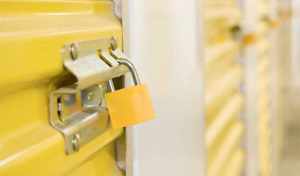 medium_original_self-storage-security2